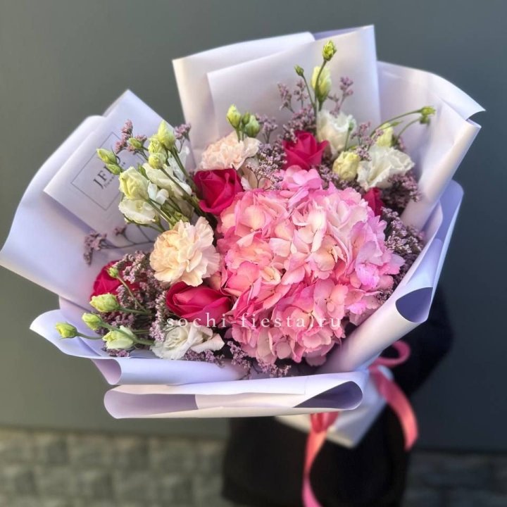 Гортензия "Перпил" в Краснодаре