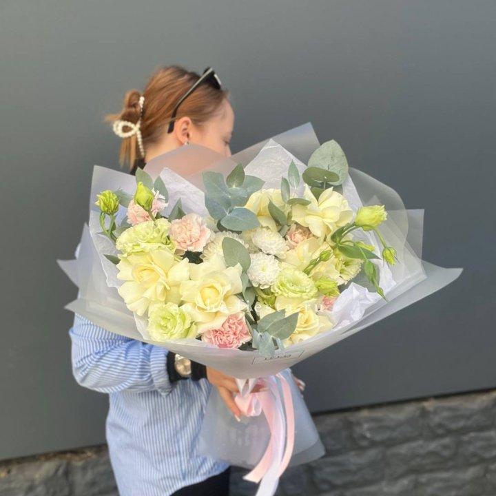  Букет  "Тонкая луна" в Краснодаре