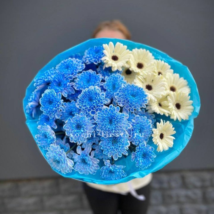 Букет хризантем и гербер в Краснодаре