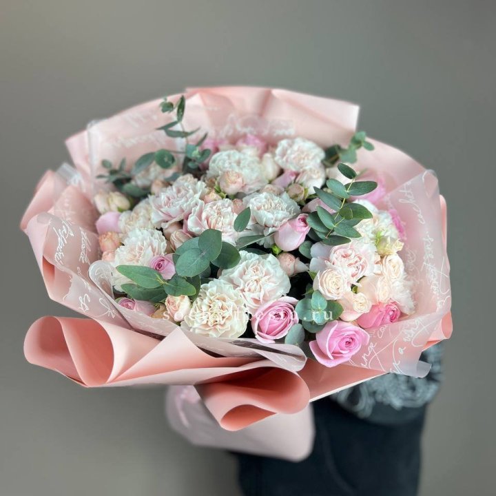  Букет  "Любовь в её глазах" в Краснодаре