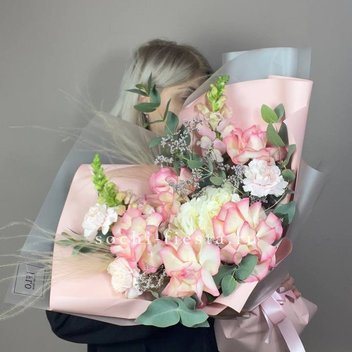  Букет  "Закат для неё" в Краснодаре