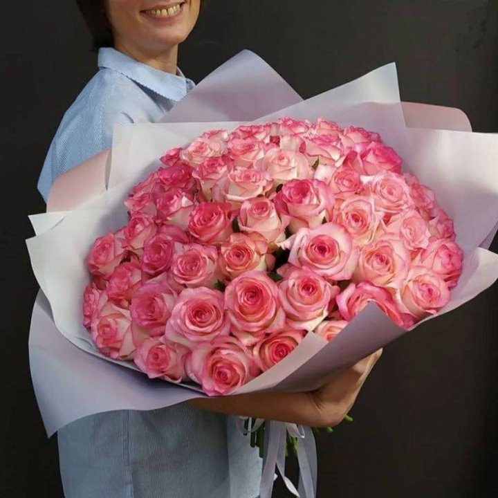 101 роза Джумилия в оформлении  в Краснодаре