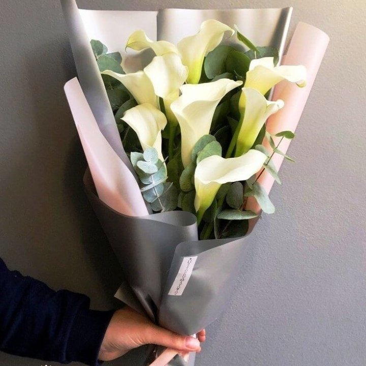 Каллы с эвкалиптом в Краснодаре