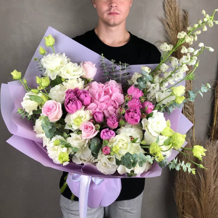 Дизайнерский букет "Венера" в Краснодаре