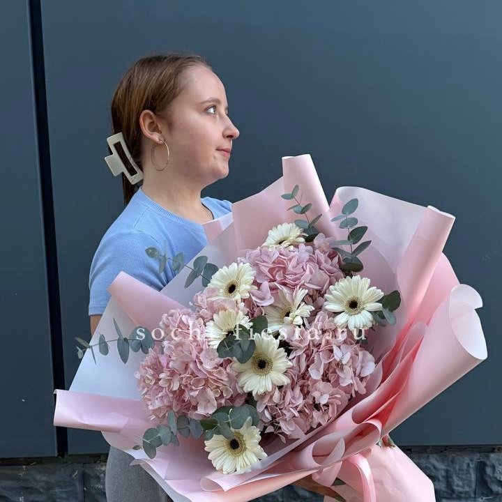 Букет "Знак любви" в Краснодаре