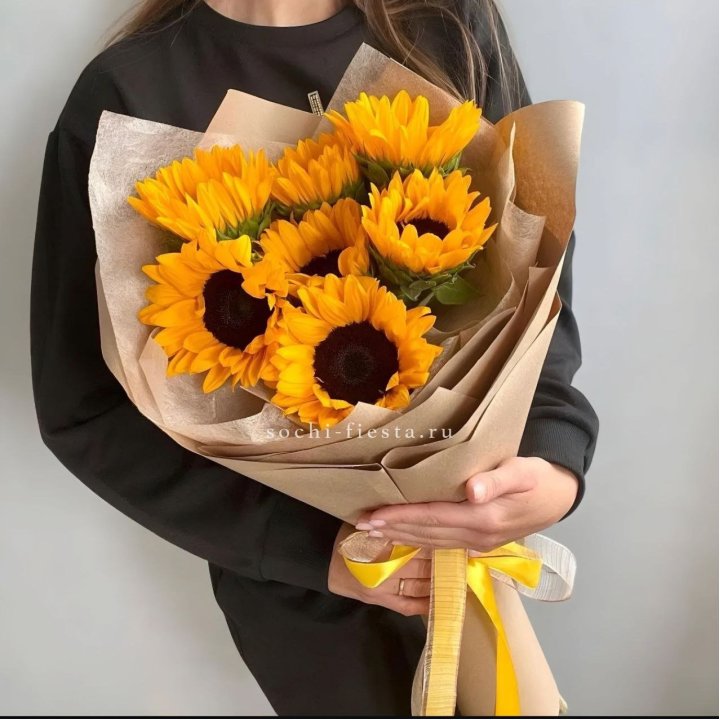 Букет из подсолнухов в Краснодаре