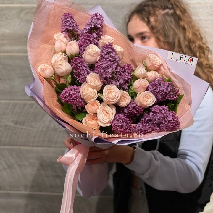 Букет "Лиловая весна" в Краснодаре