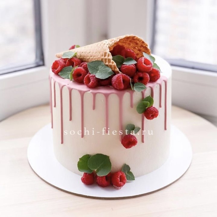Торт "Ягодный" в Краснодаре