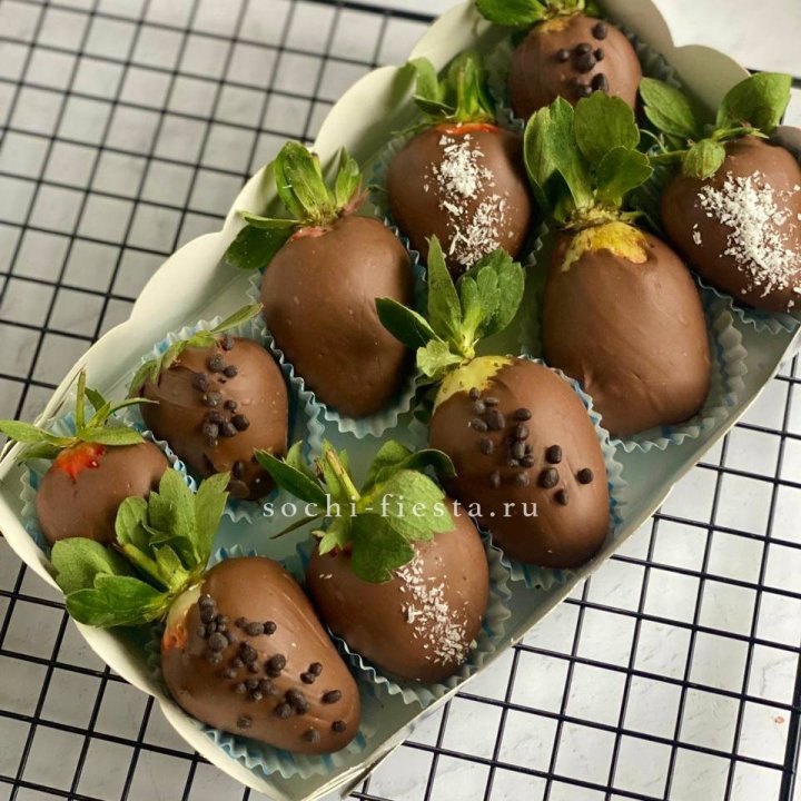 Клубника в шоколаде 10 ягод в Краснодаре