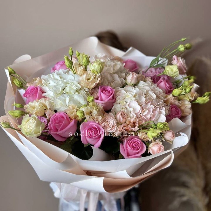 Дизайнерский букет "Каролина" в Краснодаре