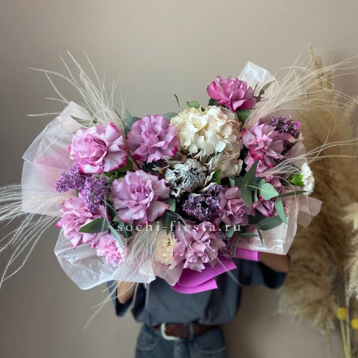 Дизайнерский букет №14 в Краснодаре
