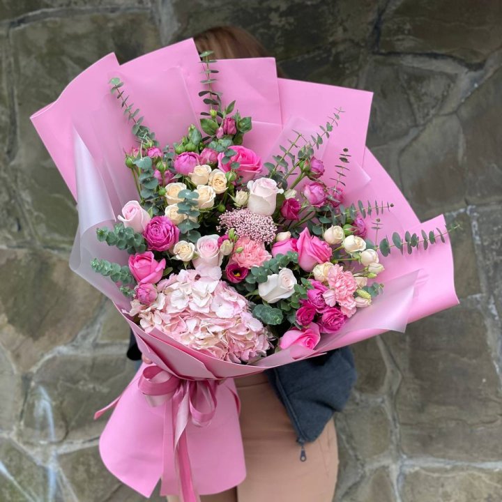 Дизайнерский букет "Паулина" в Краснодаре