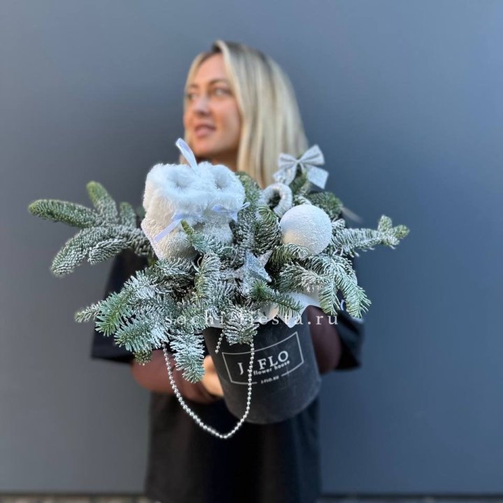 Новогодний бокс "Ботс вайт" в Краснодаре