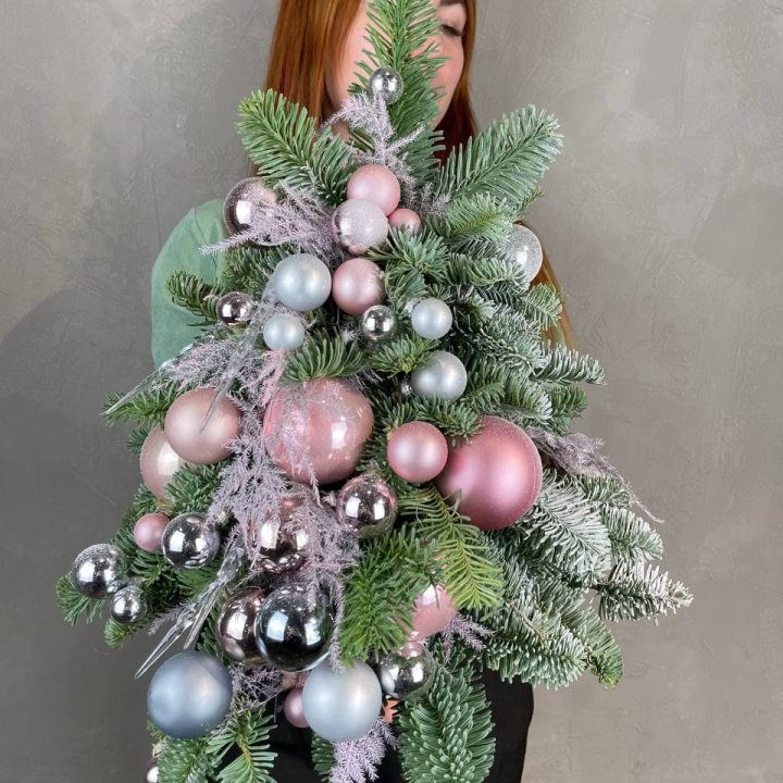 Новогодняя елочка "Розе голд" в Краснодаре