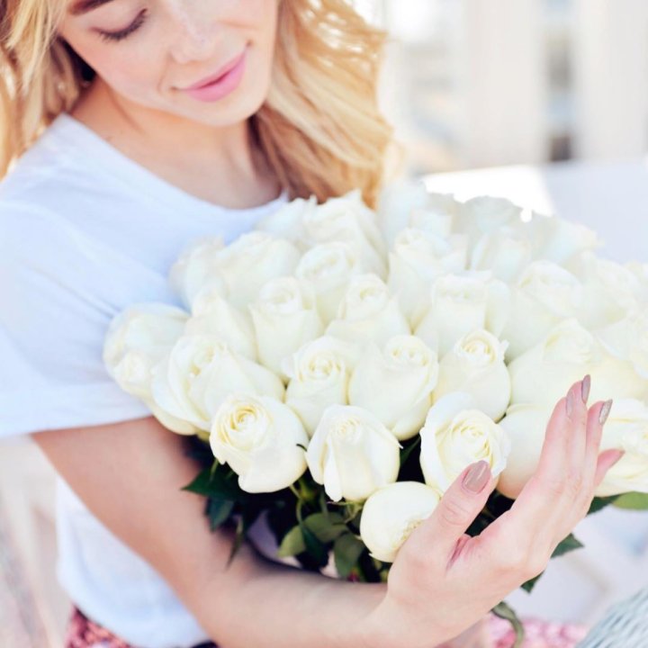 Букет высоких роз "Облака" в Краснодаре