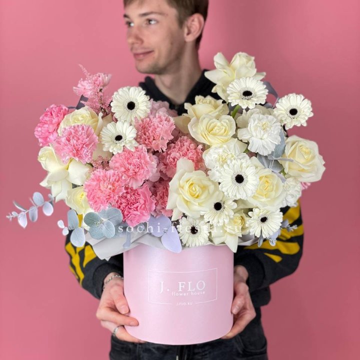 Дизайнерский бокс "Индира" в Краснодаре