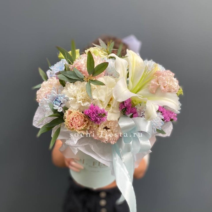 Дизайнерский цилиндр "Лилия" в Краснодаре