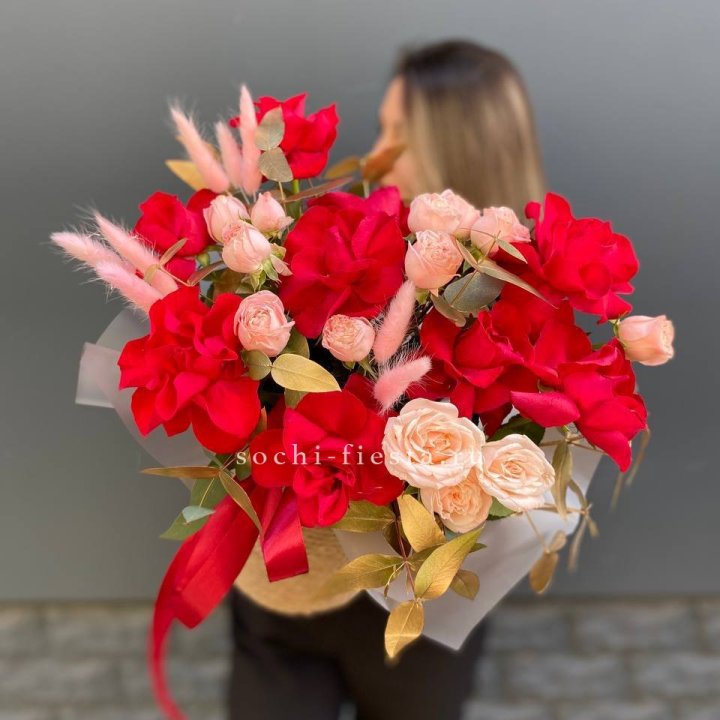 Джутовое кашпо "Любовь Лолиты" в Краснодаре