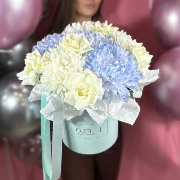 Коробка с цветами "Вольта" в Краснодаре