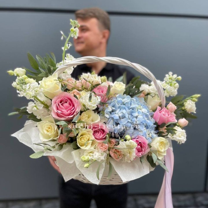 Авторская корзина "Аполинария" в Краснодаре