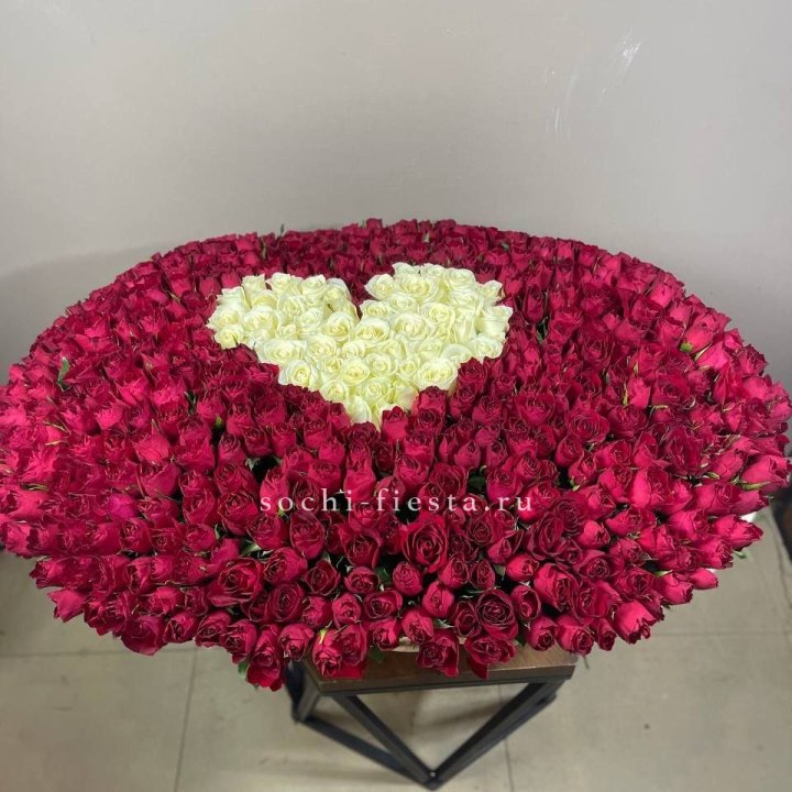 501 роза в корзине в Краснодаре