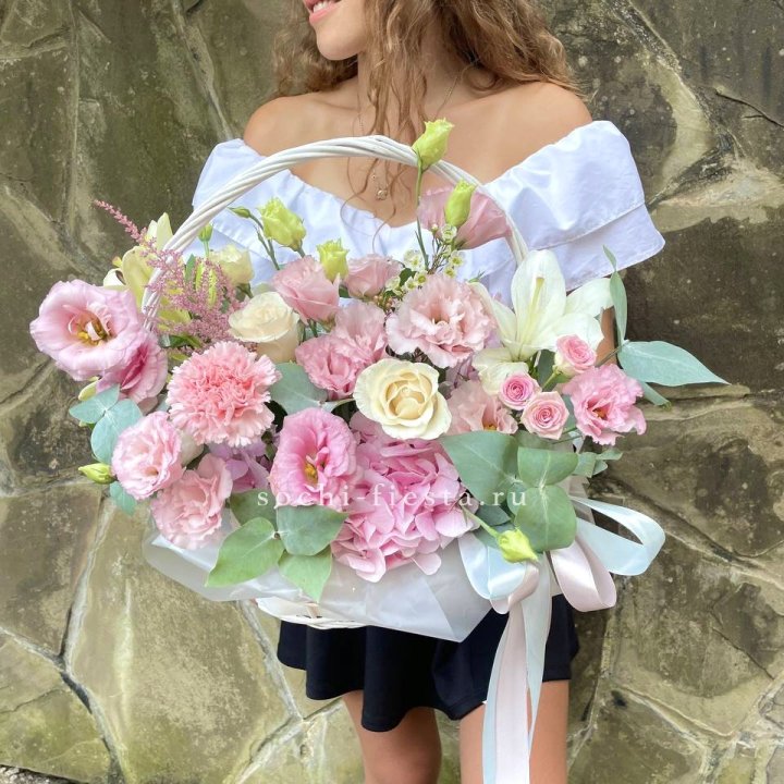 Авторская корзина "Миа" в Краснодаре