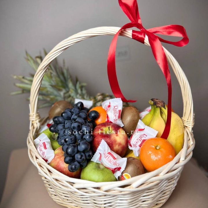 Фруктовая корзина №3 в Краснодаре