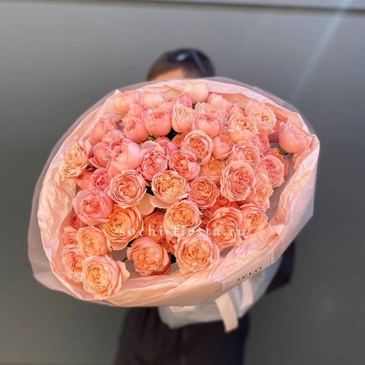 Букет из 21 пионовидной розы Джульетта в Краснодаре