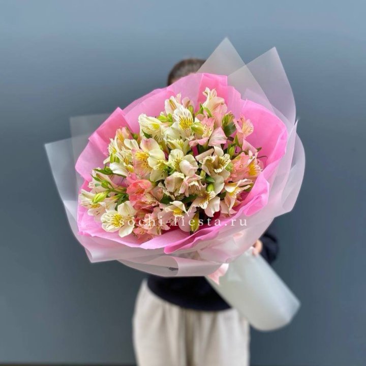 букет альстромерий "Черри" в Краснодаре