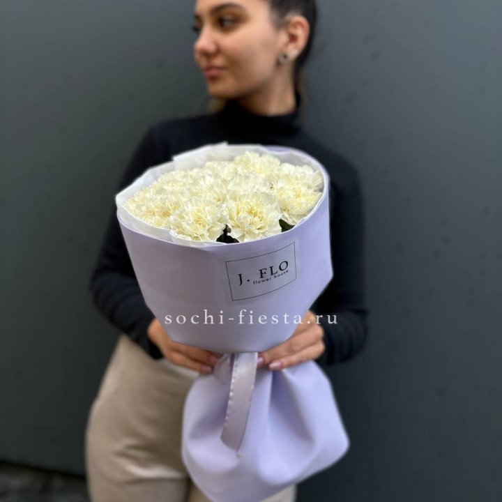 Букет белых диантусов в Краснодаре