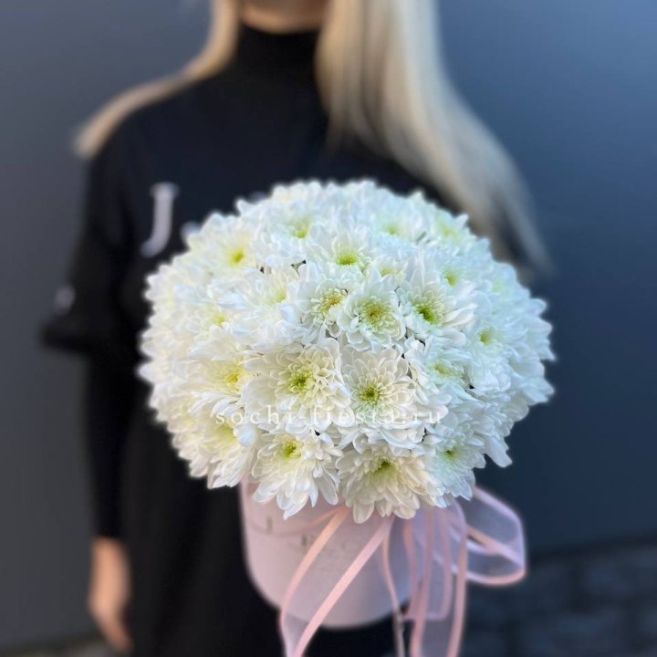 Коробка с хризантемами №1 в Краснодаре