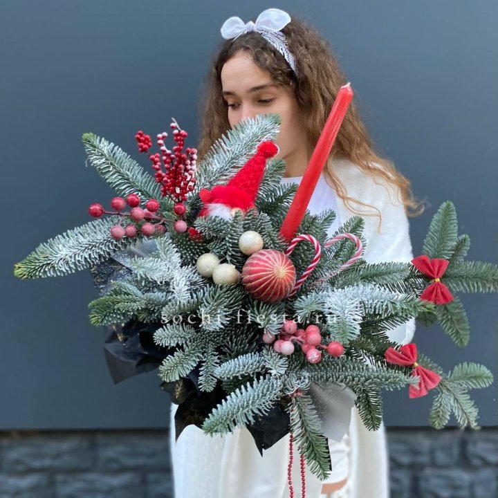 Композиция в бокале красная в Краснодаре