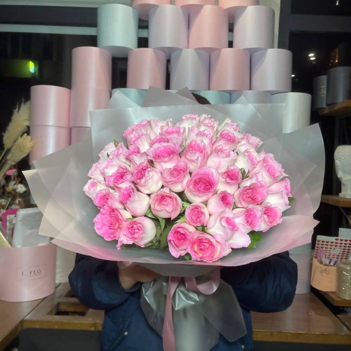  51 розовых роз в Краснодаре