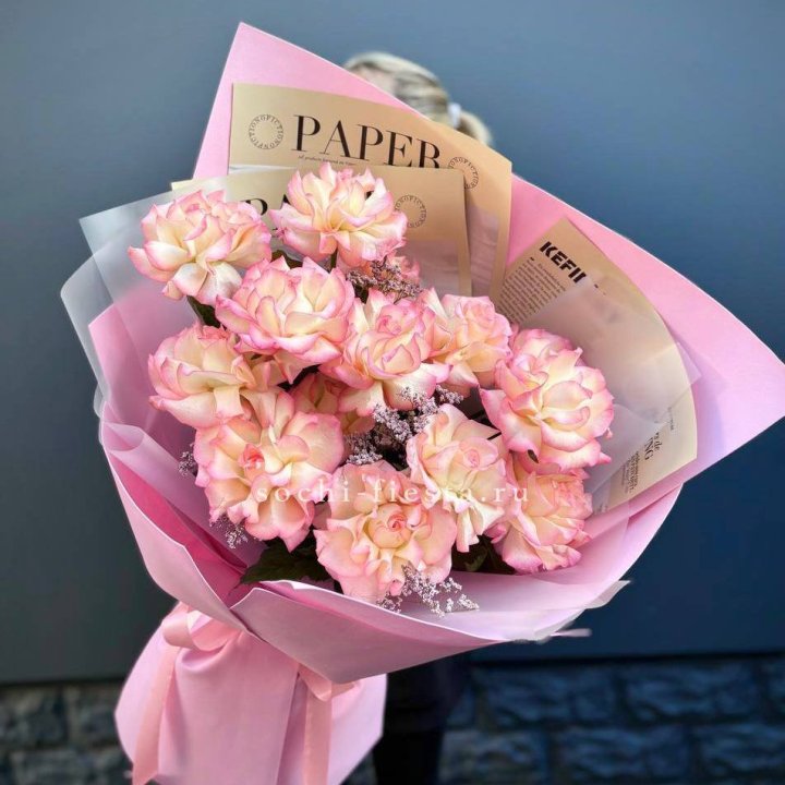 15 французских роз "Джумилия" в Краснодаре