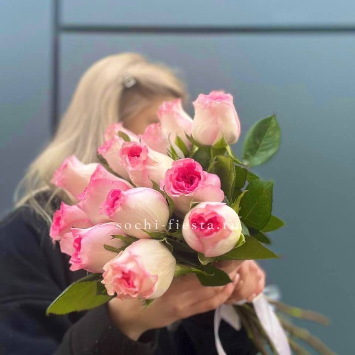 15 роз Мандала в Краснодаре