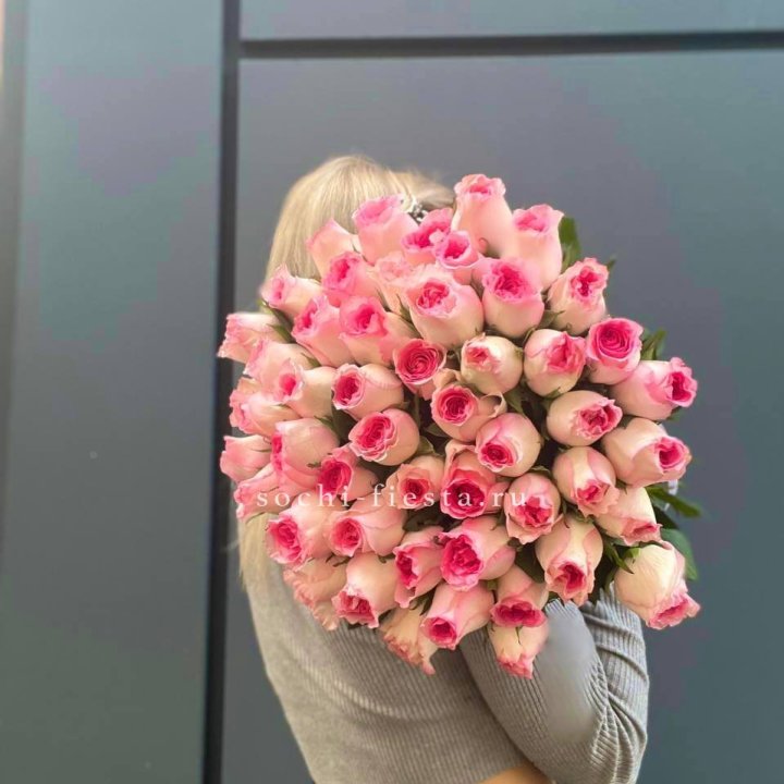 51 розовая роза в Краснодаре