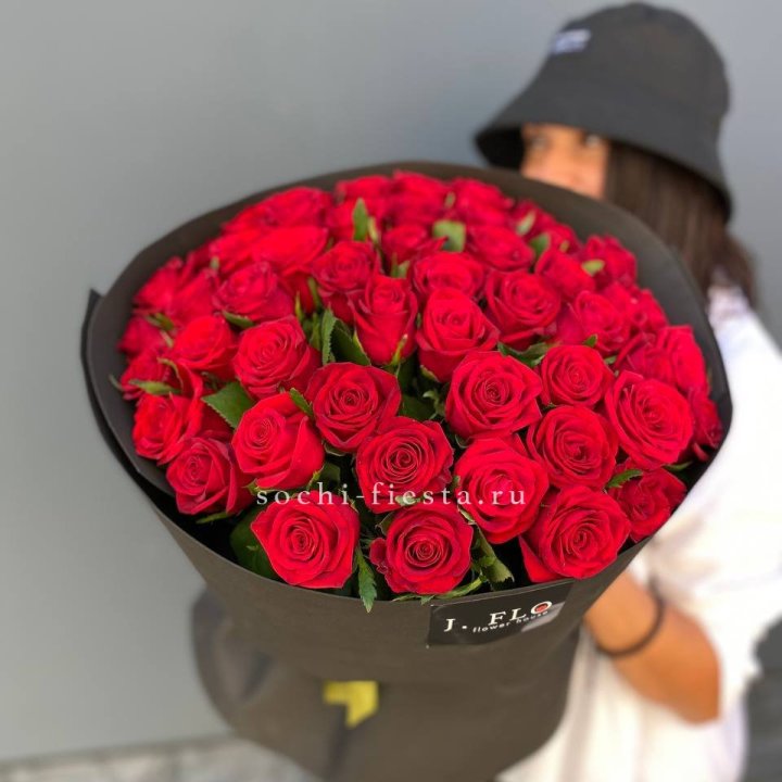 51 роза "Блек" в Краснодаре