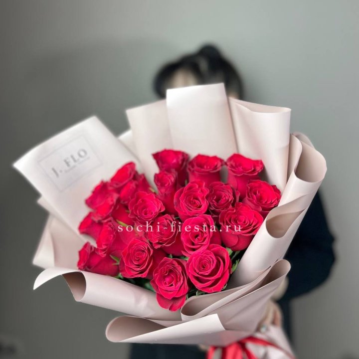 21 красная роза  в Краснодаре