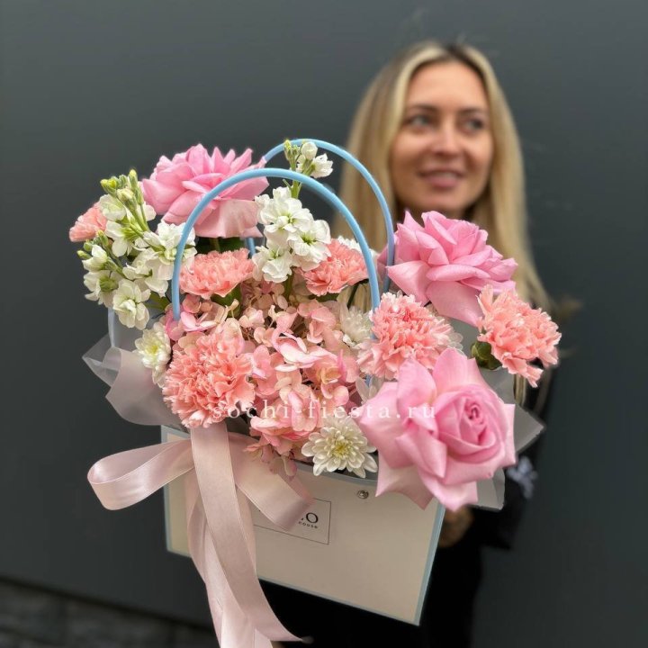 Сумочка "Бал цветов" в Краснодаре