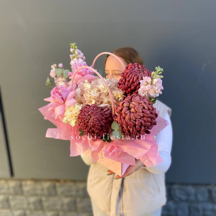 Сумочка нежная с бигуди в Краснодаре