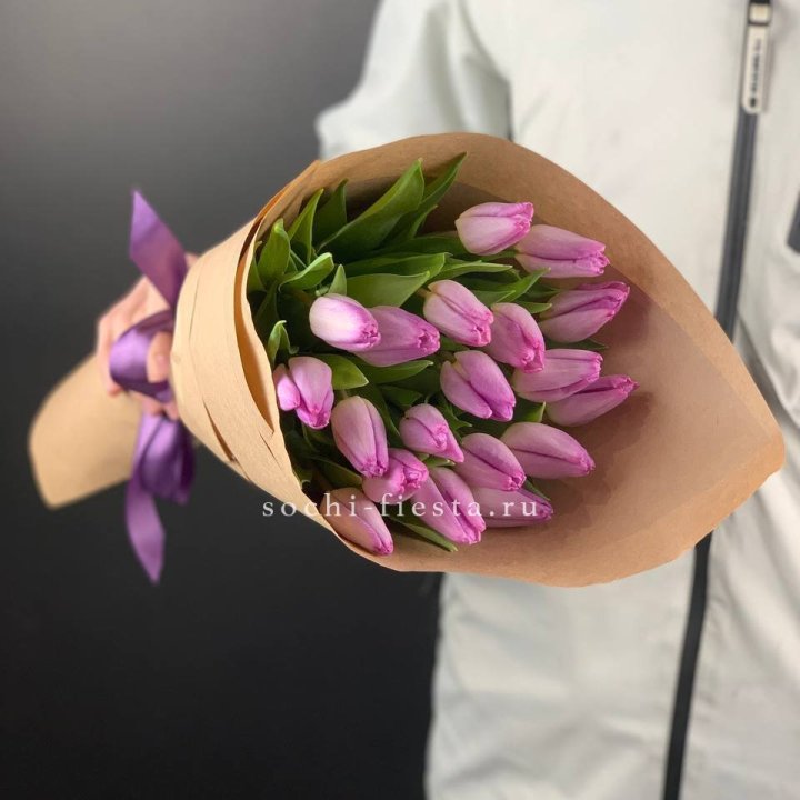 19 розовых  тюльпанов в Краснодаре