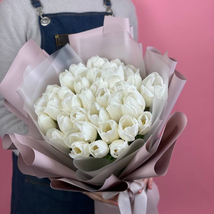 Букет белых тюльпанов "Пур-пур" в Краснодаре